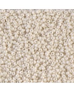 Miyuki Rocailles 11/0 0600 Opaque Alabaster Glazed Luster