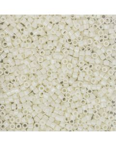 Miyuki Delica 11/0 DB2402 Light Buttercream Ceylon